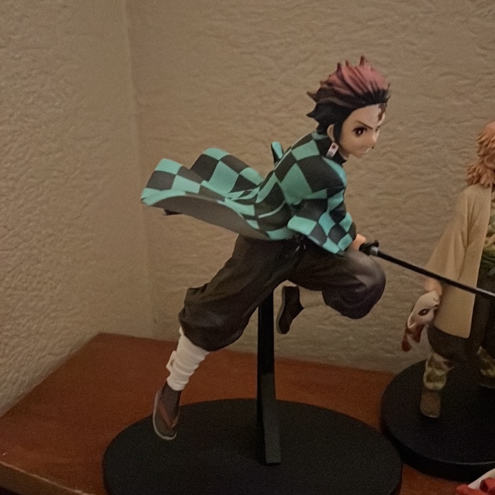 Tanjiro kamado figure demon slayer - Picture 2 of 6